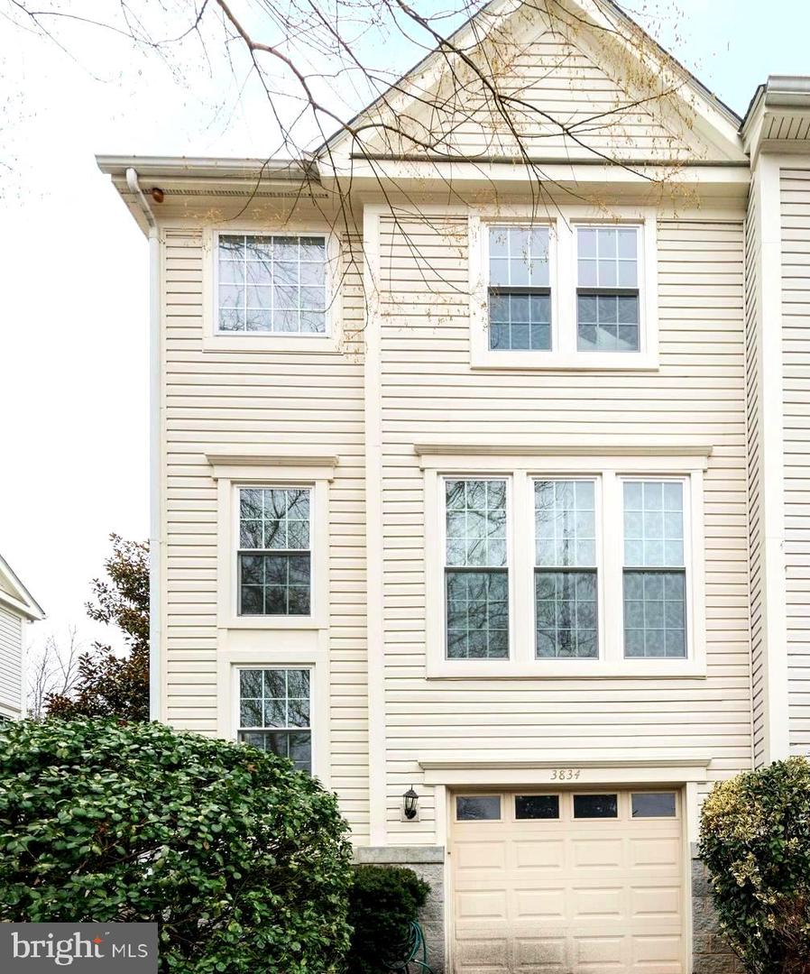 3834 ELBERT, ALEXANDRIA, Virginia 22305, 3 Bedrooms Bedrooms, ,2 BathroomsBathrooms,Residential,For sale,3834 ELBERT,VAAX2054258 MLS # VAAX2054258