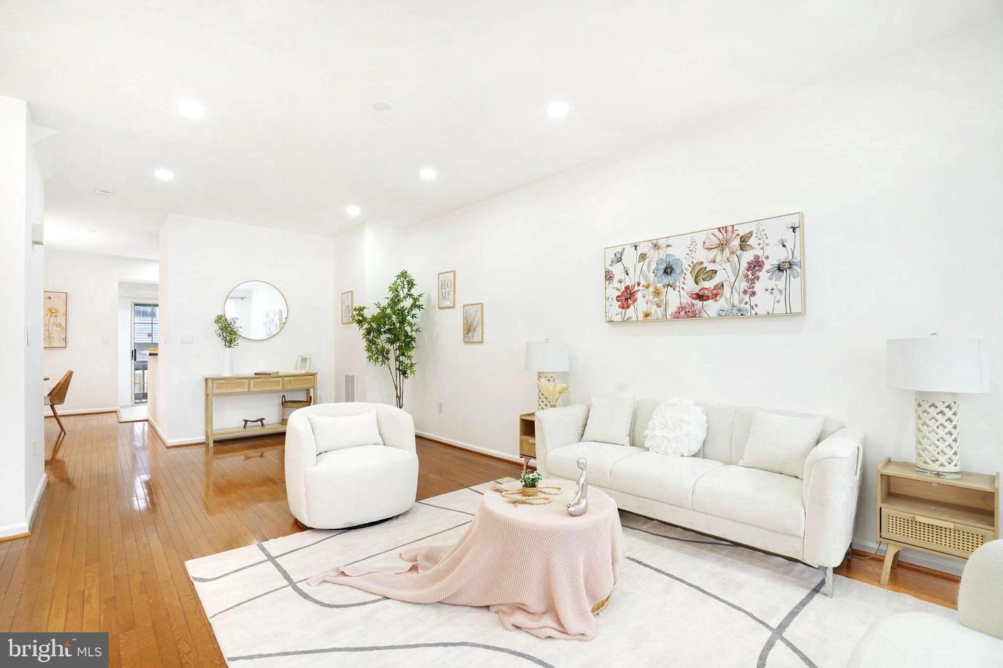 3834 ELBERT, ALEXANDRIA, Virginia 22305, 3 Bedrooms Bedrooms, ,2 BathroomsBathrooms,Residential,For sale,3834 ELBERT,VAAX2054258 MLS # VAAX2054258