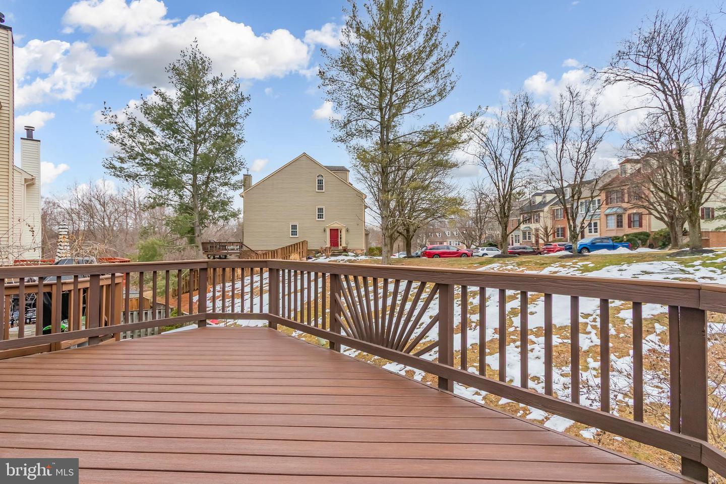 8735 STONE HILL PL, SPRINGFIELD, Virginia 22153, 3 Bedrooms Bedrooms, ,3 BathroomsBathrooms,Residential,For sale,8735 STONE HILL PL,VAFX2291534 MLS # VAFX2291534