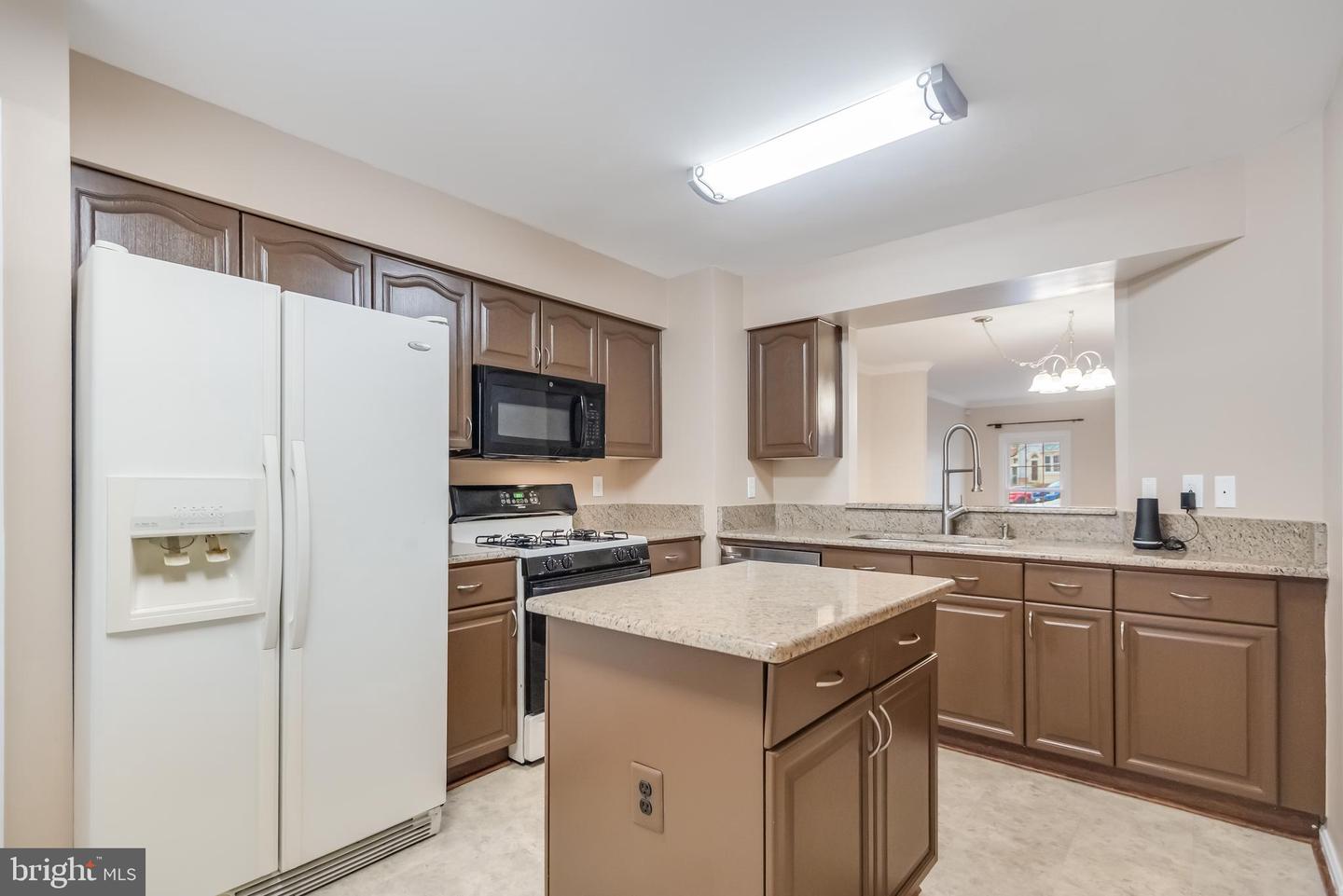 8735 STONE HILL PL, SPRINGFIELD, Virginia 22153, 3 Bedrooms Bedrooms, ,3 BathroomsBathrooms,Residential,For sale,8735 STONE HILL PL,VAFX2291534 MLS # VAFX2291534