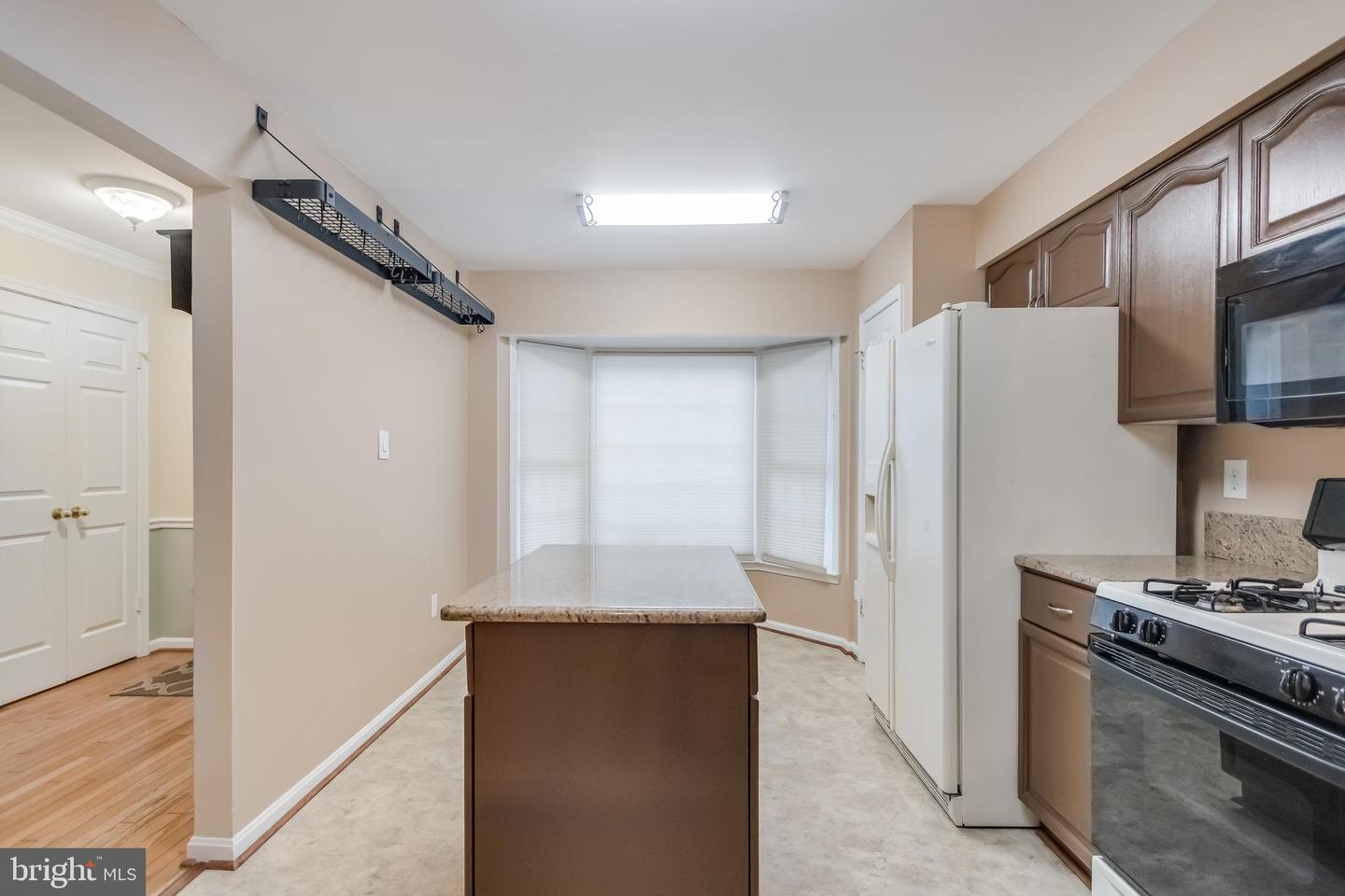 8735 STONE HILL PL, SPRINGFIELD, Virginia 22153, 3 Bedrooms Bedrooms, ,3 BathroomsBathrooms,Residential,For sale,8735 STONE HILL PL,VAFX2291534 MLS # VAFX2291534