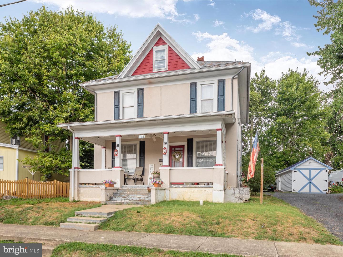 131 CAPON ST, STRASBURG, Virginia 22657, 3 Bedrooms Bedrooms, ,1 BathroomBathrooms,Residential,For sale,131 CAPON ST,VASH2013614 MLS # VASH2013614