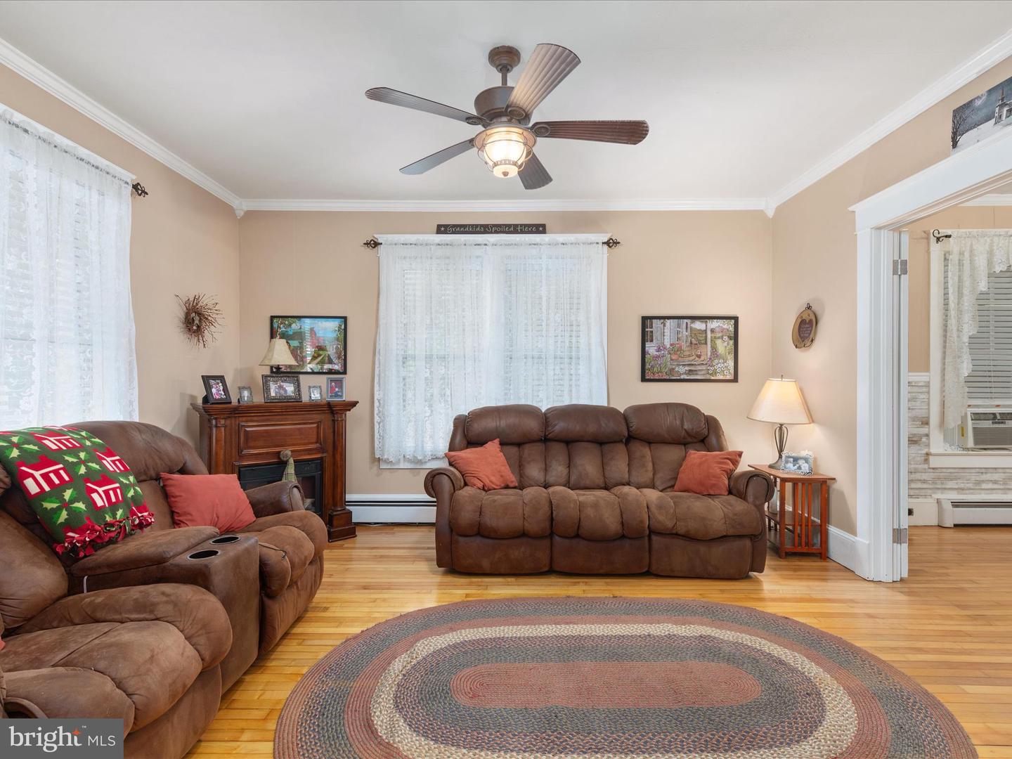 131 CAPON ST, STRASBURG, Virginia 22657, 3 Bedrooms Bedrooms, ,1 BathroomBathrooms,Residential,For sale,131 CAPON ST,VASH2013614 MLS # VASH2013614