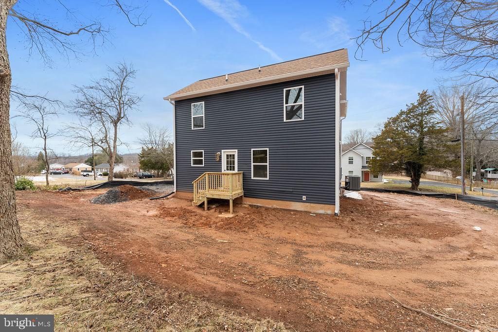 421 WAYLAND RD, CULPEPER, Virginia 22701, 4 Bedrooms Bedrooms, ,2 BathroomsBathrooms,Residential,For sale,421 WAYLAND RD,VACU2012698 MLS # VACU2012698