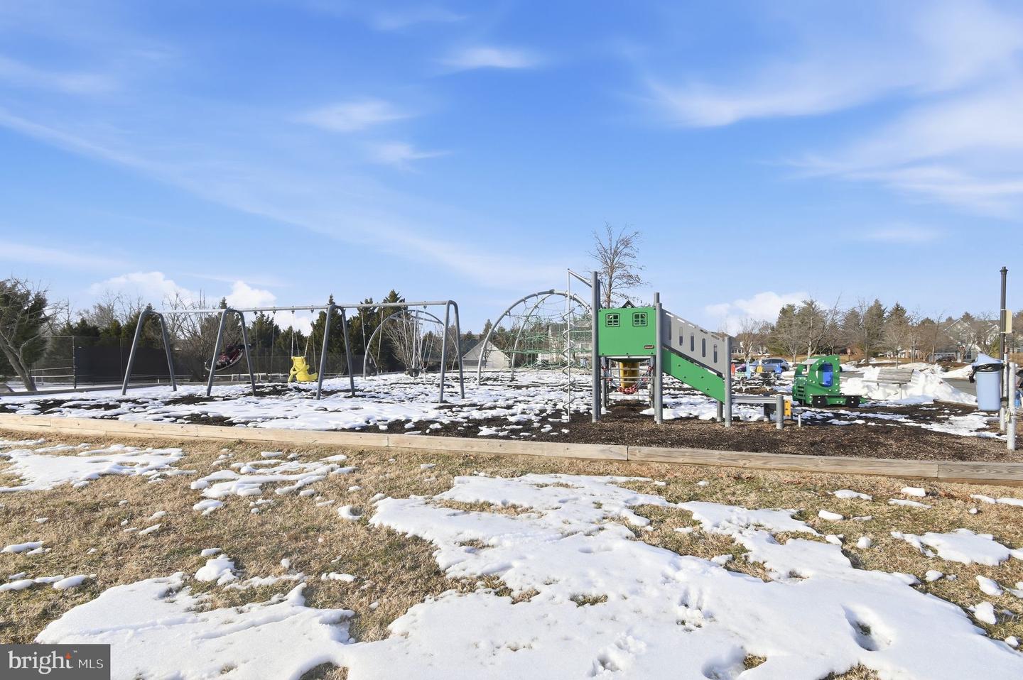 43592 DUNHILL CUP SQ, ASHBURN, Virginia 20147, 3 Bedrooms Bedrooms, ,2 BathroomsBathrooms,Residential,For sale,43592 DUNHILL CUP SQ,VALO2116208 MLS # VALO2116208