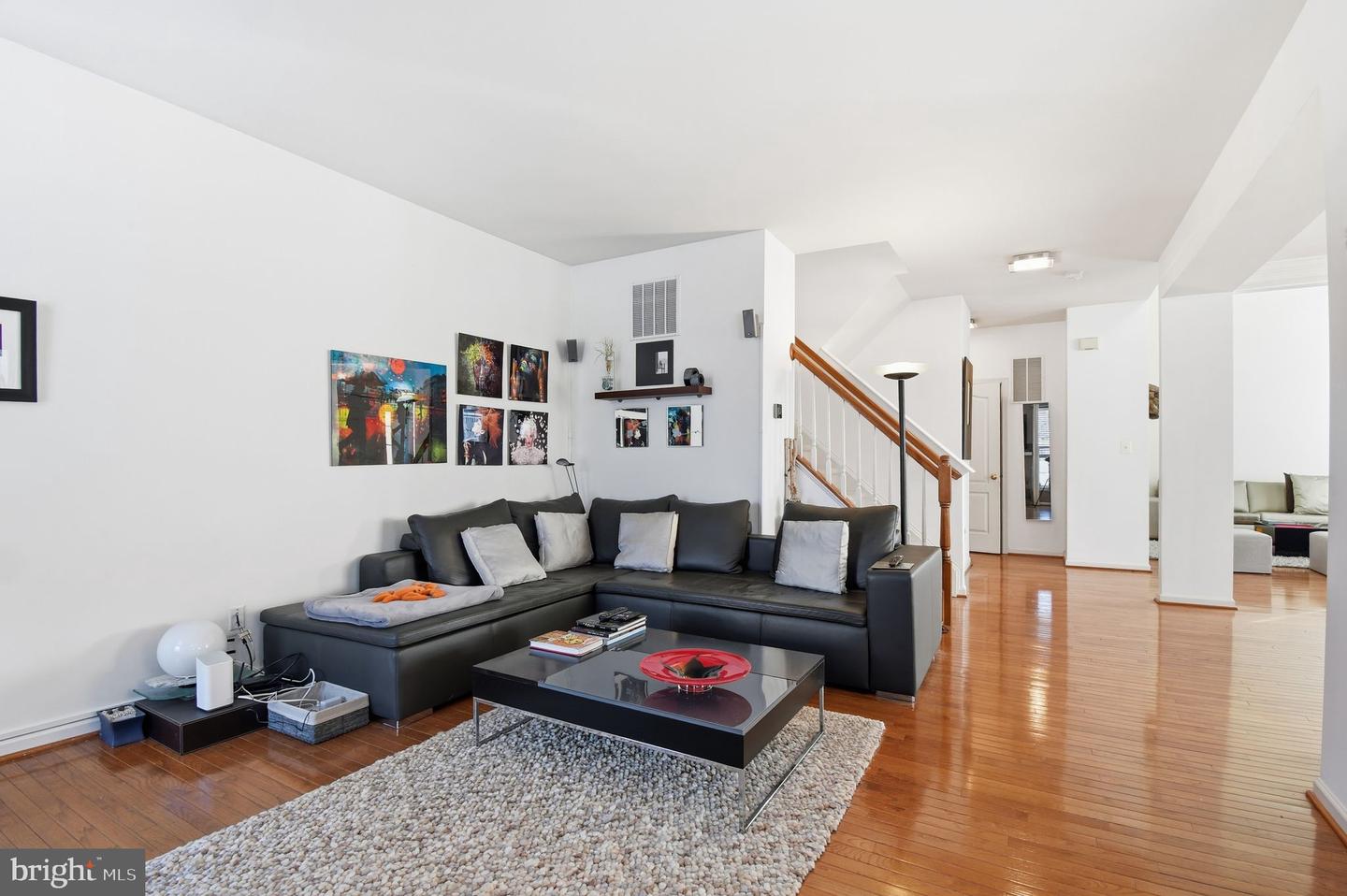 43592 DUNHILL CUP SQ, ASHBURN, Virginia 20147, 3 Bedrooms Bedrooms, ,2 BathroomsBathrooms,Residential,For sale,43592 DUNHILL CUP SQ,VALO2116208 MLS # VALO2116208