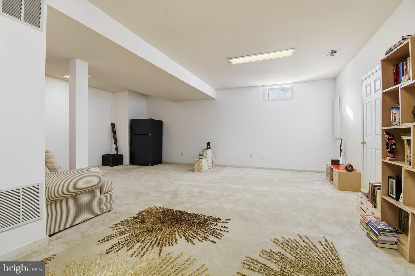 43592 DUNHILL CUP SQ, ASHBURN, Virginia 20147, 3 Bedrooms Bedrooms, ,2 BathroomsBathrooms,Residential,For sale,43592 DUNHILL CUP SQ,VALO2116208 MLS # VALO2116208