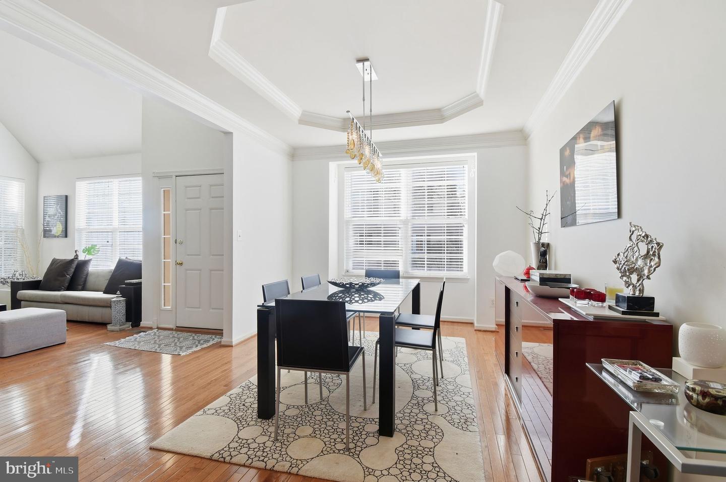 43592 DUNHILL CUP SQ, ASHBURN, Virginia 20147, 3 Bedrooms Bedrooms, ,2 BathroomsBathrooms,Residential,For sale,43592 DUNHILL CUP SQ,VALO2116208 MLS # VALO2116208