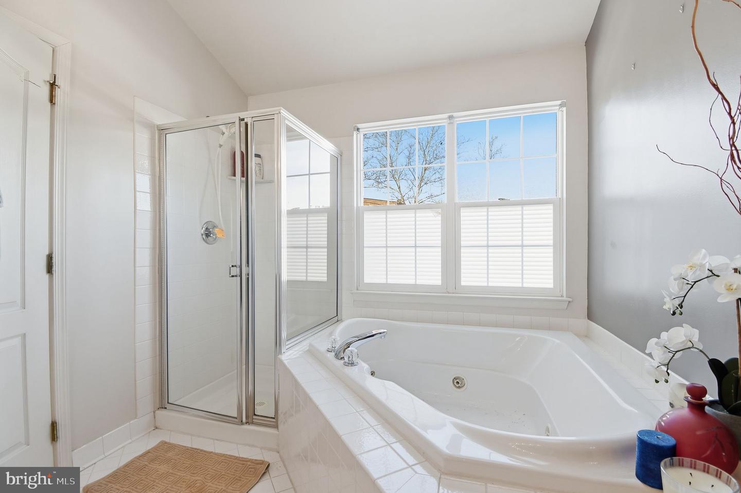 43592 DUNHILL CUP SQ, ASHBURN, Virginia 20147, 3 Bedrooms Bedrooms, ,2 BathroomsBathrooms,Residential,For sale,43592 DUNHILL CUP SQ,VALO2116208 MLS # VALO2116208