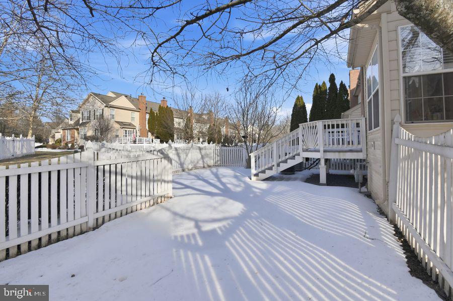 43592 DUNHILL CUP SQ, ASHBURN, Virginia 20147, 3 Bedrooms Bedrooms, ,2 BathroomsBathrooms,Residential,For sale,43592 DUNHILL CUP SQ,VALO2116208 MLS # VALO2116208