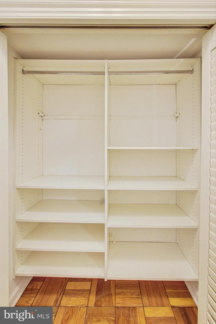 1 SCOTT CIR NW #116, WASHINGTON, District Of Columbia 20036, 1 Bedroom Bedrooms, ,1 BathroomBathrooms,Residential,For sale,1 SCOTT CIR NW #116,DCDC2246802 MLS # DCDC2246802