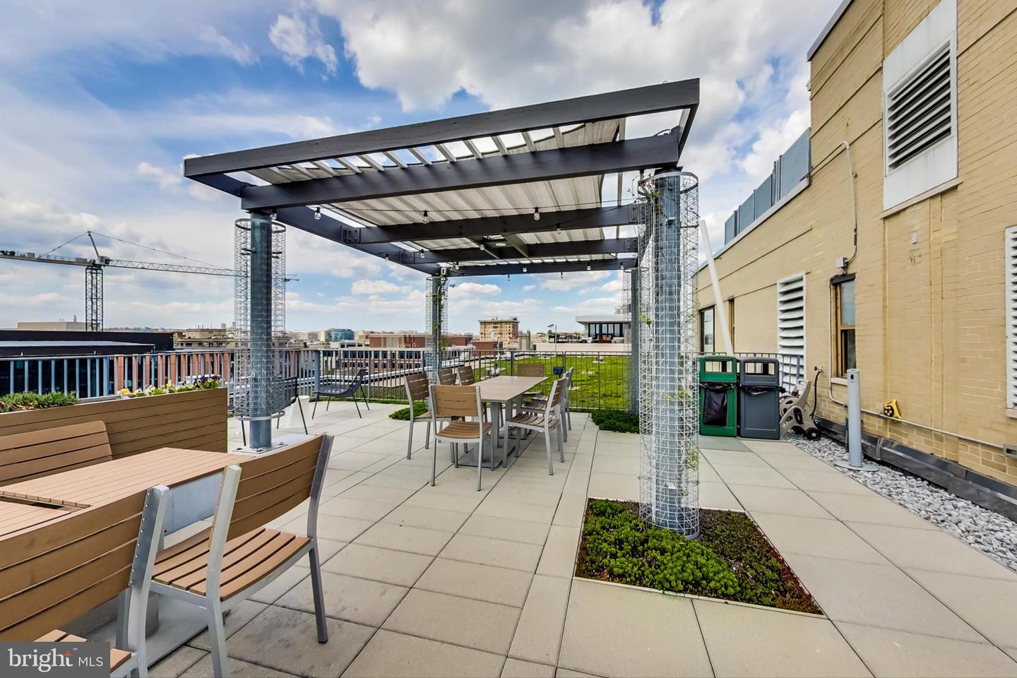 1 SCOTT CIR NW #116, WASHINGTON, District Of Columbia 20036, 1 Bedroom Bedrooms, ,1 BathroomBathrooms,Residential,For sale,1 SCOTT CIR NW #116,DCDC2246802 MLS # DCDC2246802