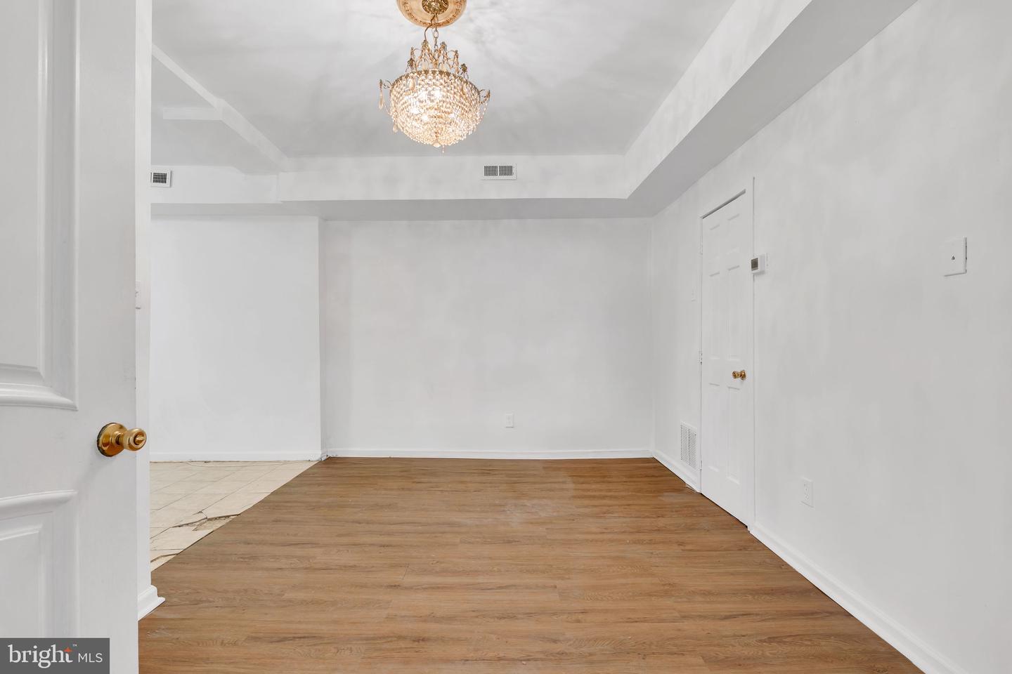 1408 3RD ST NW, WASHINGTON, District Of Columbia 20001, 3 Bedrooms Bedrooms, ,1 BathroomBathrooms,Residential,For sale,1408 3RD ST NW,DCDC2246804 MLS # DCDC2246804