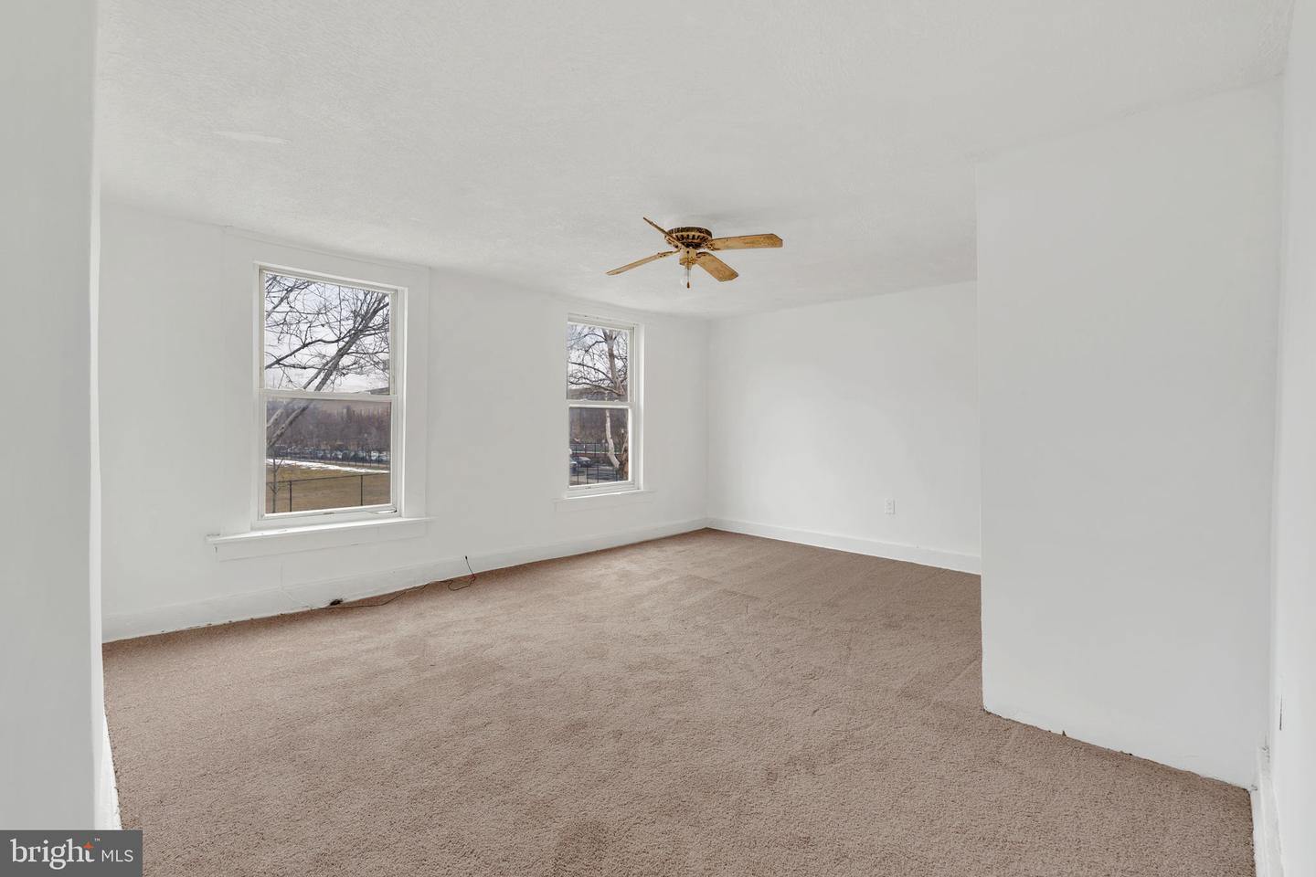 1408 3RD ST NW, WASHINGTON, District Of Columbia 20001, 3 Bedrooms Bedrooms, ,1 BathroomBathrooms,Residential,For sale,1408 3RD ST NW,DCDC2246804 MLS # DCDC2246804