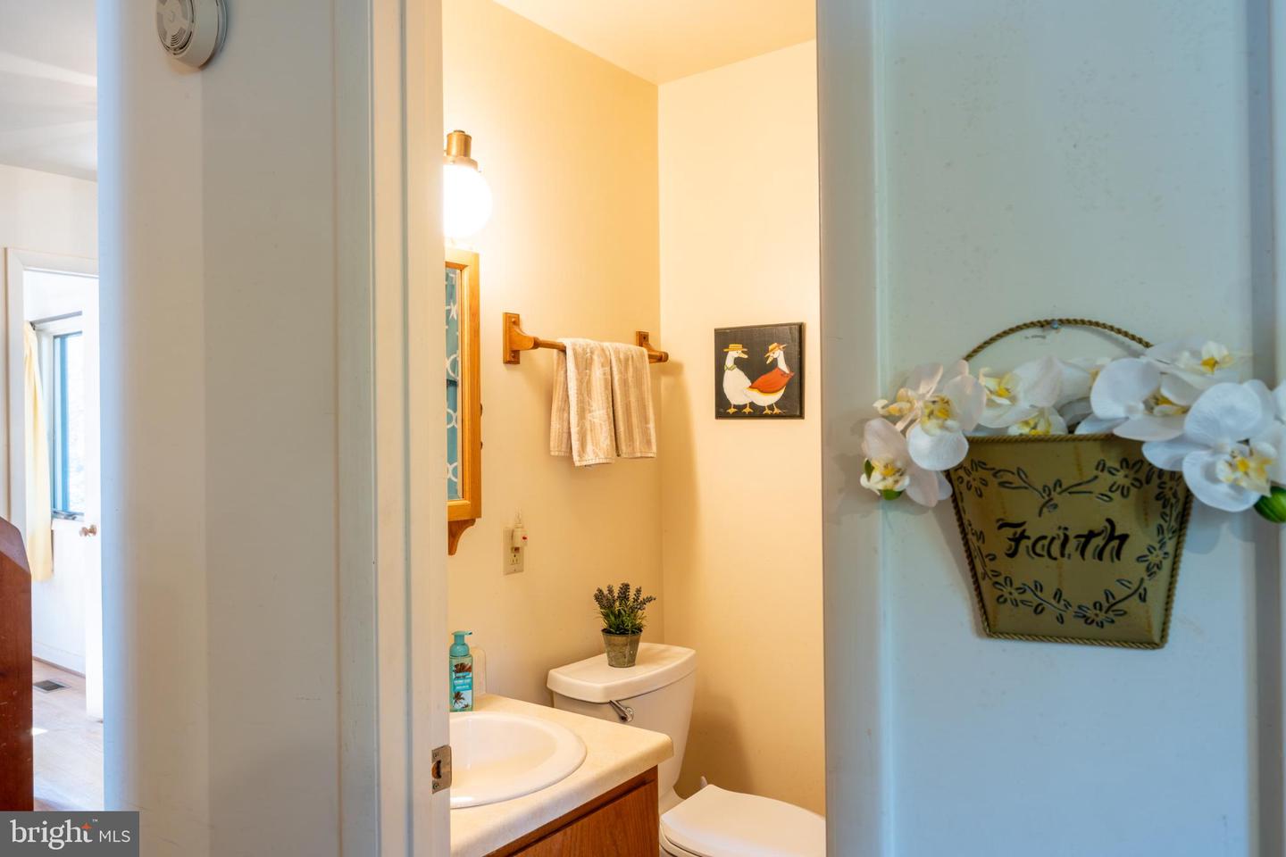 162 YOUCOMICO DR, LANCASTER, Virginia 22503, 3 Bedrooms Bedrooms, 8 Rooms Rooms,2 BathroomsBathrooms,Residential,For sale,162 YOUCOMICO DR,VALV2000956 MLS # VALV2000956