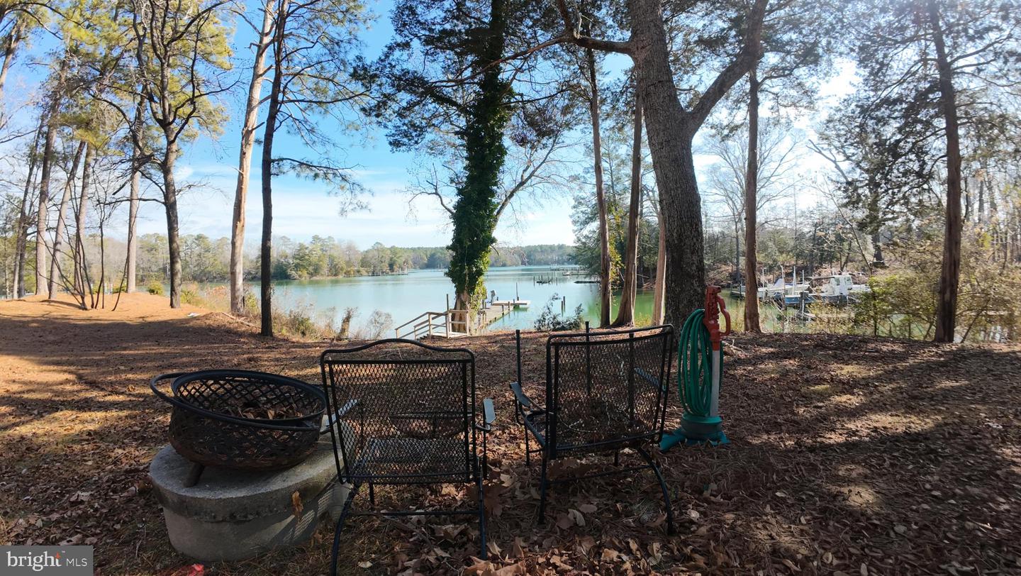 162 YOUCOMICO DR, LANCASTER, Virginia 22503, 3 Bedrooms Bedrooms, 8 Rooms Rooms,2 BathroomsBathrooms,Residential,For sale,162 YOUCOMICO DR,VALV2000956 MLS # VALV2000956