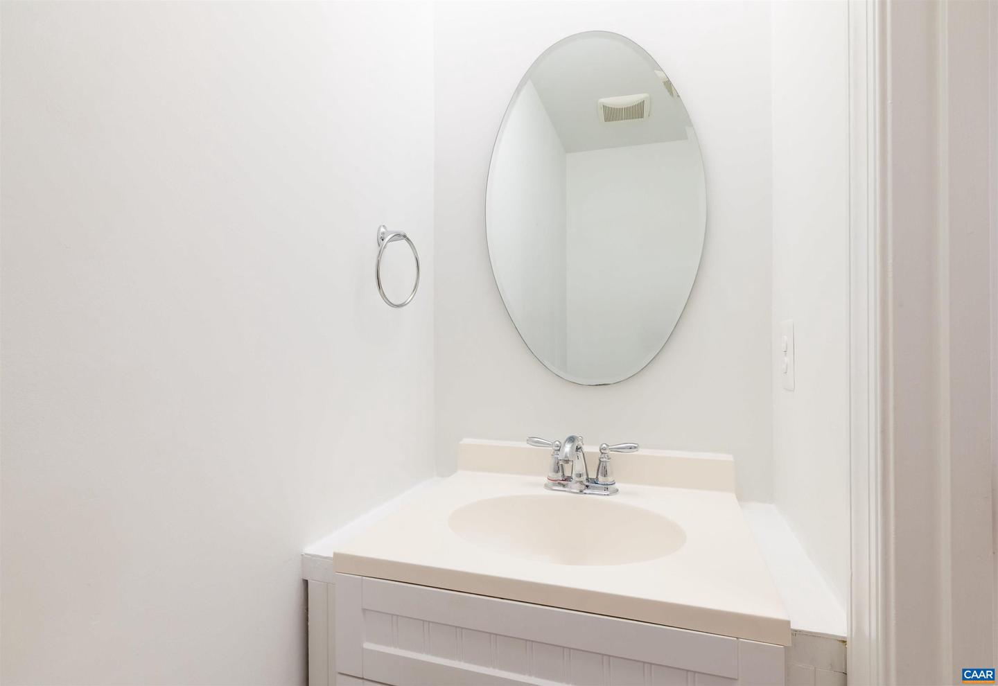 1511 WICKHAM POND DR, CHARLOTTESVILLE, Virginia 22901, 3 Bedrooms Bedrooms, ,2 BathroomsBathrooms,Residential,For sale,1511 WICKHAM POND DR,673405 MLS # 673405