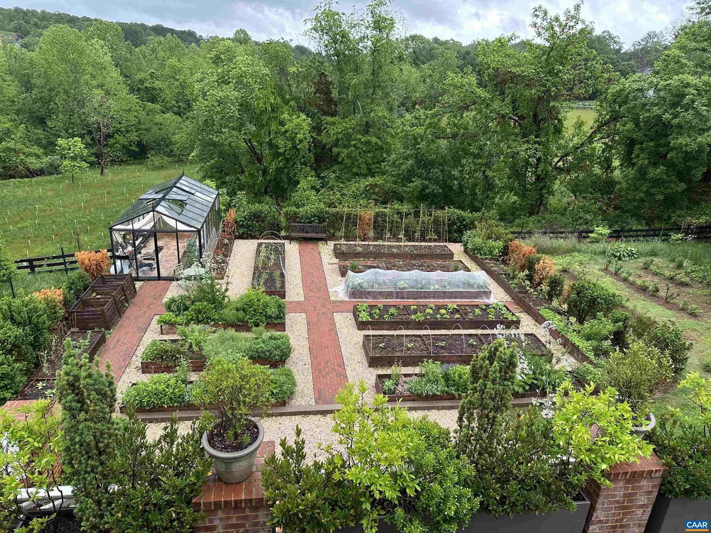 651 IVY DEPOT RD, CHARLOTTESVILLE, Virginia 22903, 5 Bedrooms Bedrooms, ,3 BathroomsBathrooms,Residential,For sale,651 IVY DEPOT RD,673409 MLS # 673409