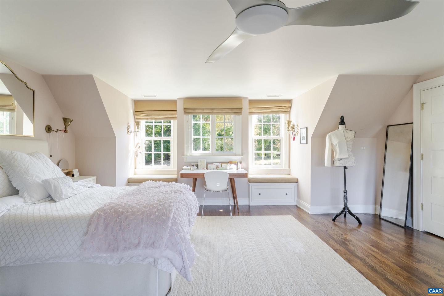 651 IVY DEPOT RD, CHARLOTTESVILLE, Virginia 22903, 5 Bedrooms Bedrooms, ,3 BathroomsBathrooms,Residential,For sale,651 IVY DEPOT RD,673409 MLS # 673409