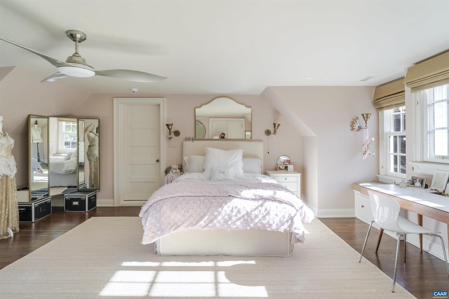 651 IVY DEPOT RD, CHARLOTTESVILLE, Virginia 22903, 5 Bedrooms Bedrooms, ,3 BathroomsBathrooms,Residential,For sale,651 IVY DEPOT RD,673409 MLS # 673409