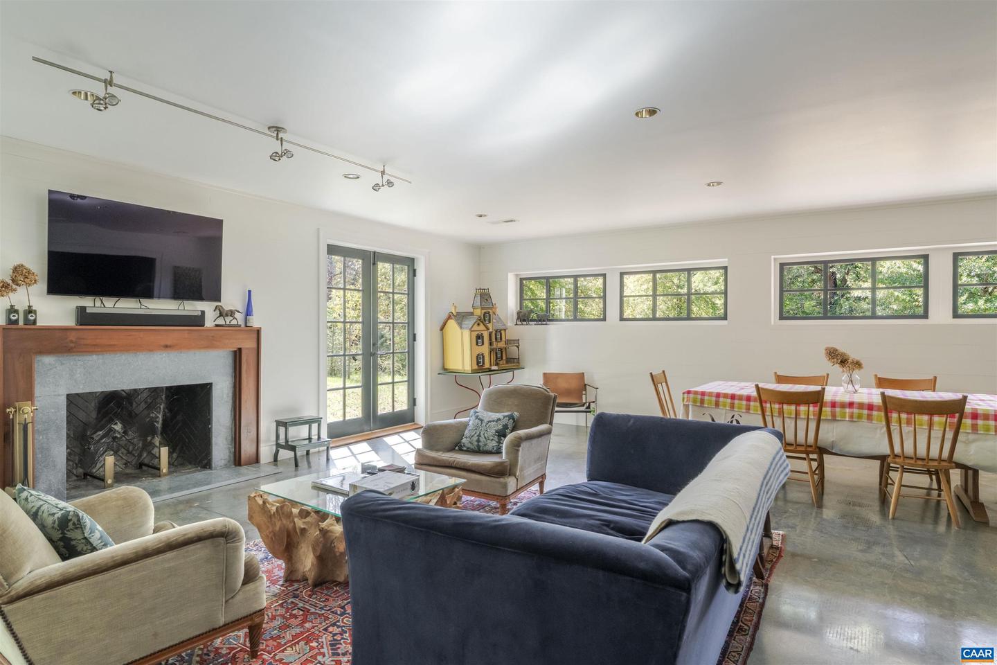 651 IVY DEPOT RD, CHARLOTTESVILLE, Virginia 22903, 5 Bedrooms Bedrooms, ,3 BathroomsBathrooms,Residential,For sale,651 IVY DEPOT RD,673409 MLS # 673409