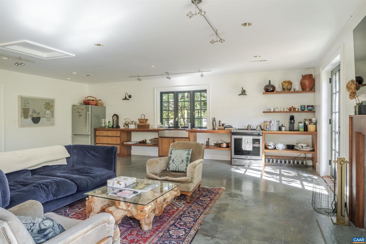 651 IVY DEPOT RD, CHARLOTTESVILLE, Virginia 22903, 5 Bedrooms Bedrooms, ,3 BathroomsBathrooms,Residential,For sale,651 IVY DEPOT RD,673409 MLS # 673409