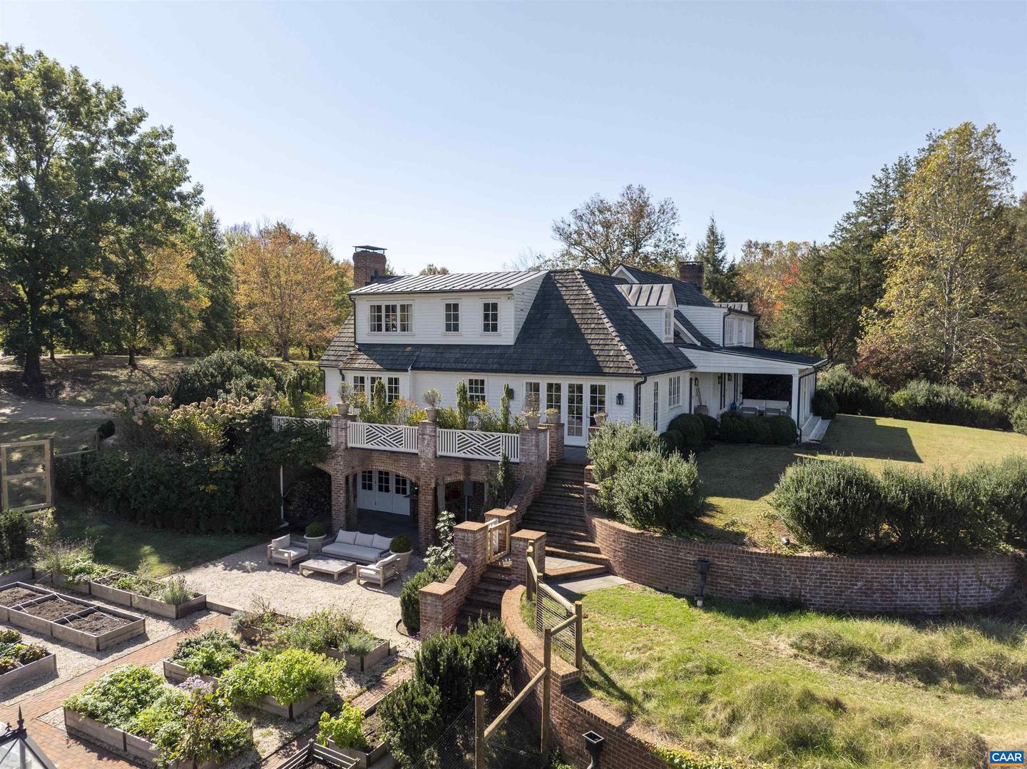 651 IVY DEPOT RD, CHARLOTTESVILLE, Virginia 22903, 5 Bedrooms Bedrooms, ,3 BathroomsBathrooms,Residential,For sale,651 IVY DEPOT RD,673409 MLS # 673409