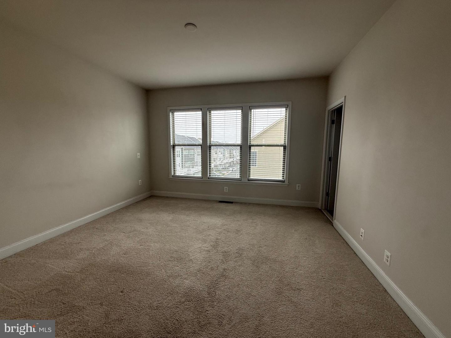 17109 BRANCHED OAK RD, DUMFRIES, Virginia 22026, 4 Bedrooms Bedrooms, ,3 BathroomsBathrooms,Residential,For sale,17109 BRANCHED OAK RD,VAPW2112792 MLS # VAPW2112792