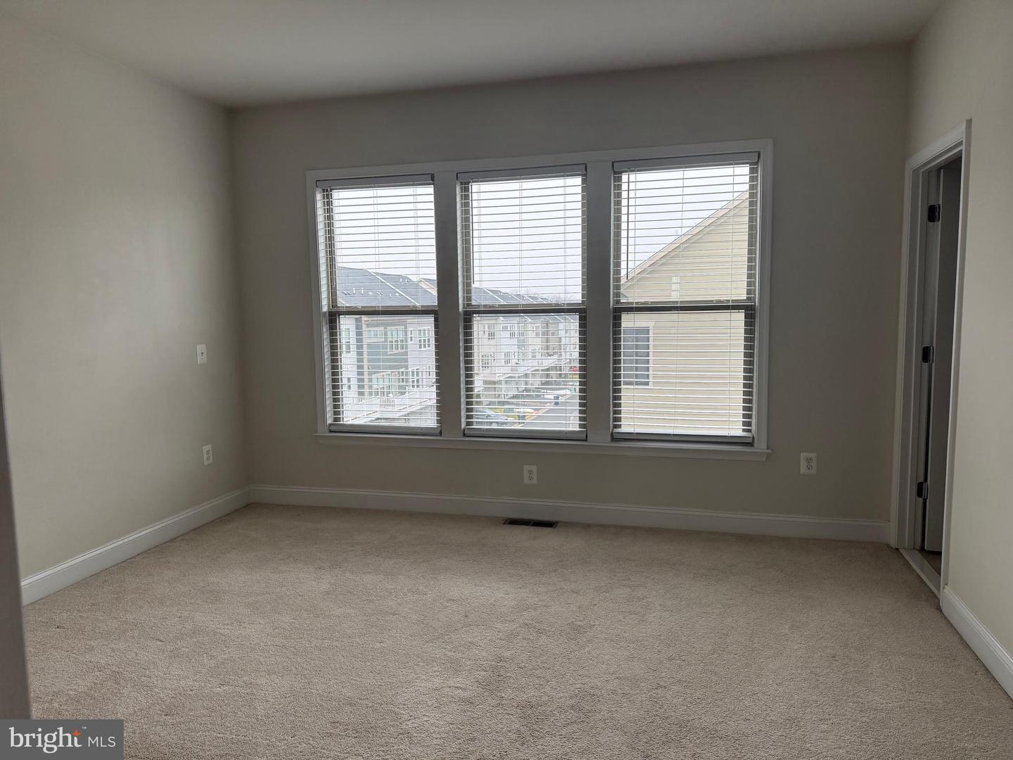 17109 BRANCHED OAK RD, DUMFRIES, Virginia 22026, 4 Bedrooms Bedrooms, ,3 BathroomsBathrooms,Residential,For sale,17109 BRANCHED OAK RD,VAPW2112792 MLS # VAPW2112792