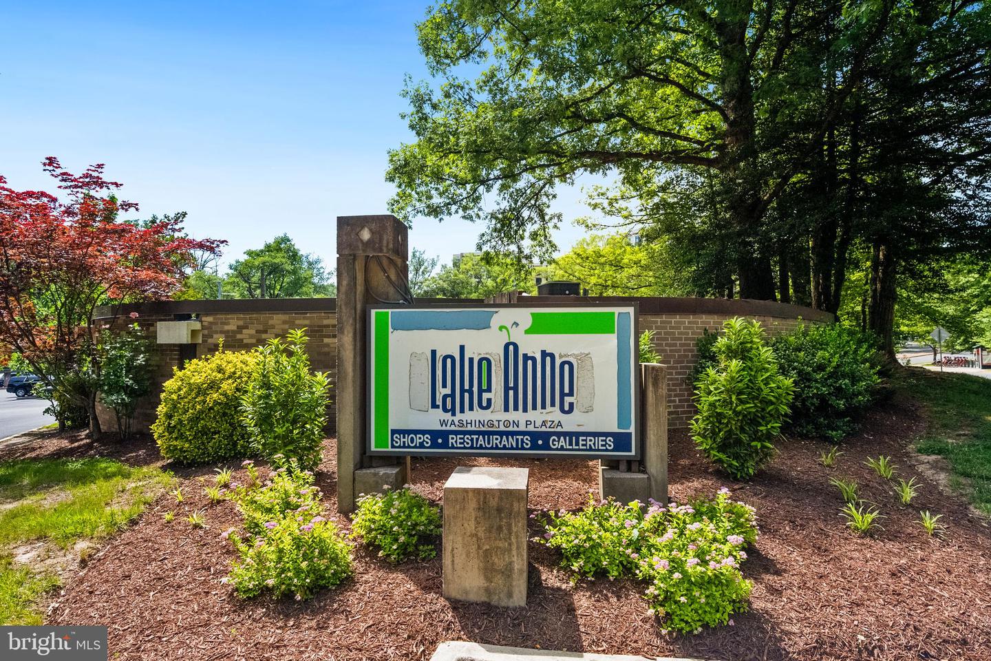 1526 NORTHGATE SQ #11, RESTON, Virginia 20190, 3 Bedrooms Bedrooms, 5 Rooms Rooms,2 BathroomsBathrooms,Residential,For sale,1526 NORTHGATE SQ #11,VAFX2291490 MLS # VAFX2291490