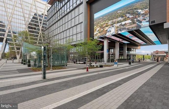 1526 NORTHGATE SQ #11, RESTON, Virginia 20190, 3 Bedrooms Bedrooms, 5 Rooms Rooms,2 BathroomsBathrooms,Residential,For sale,1526 NORTHGATE SQ #11,VAFX2291490 MLS # VAFX2291490