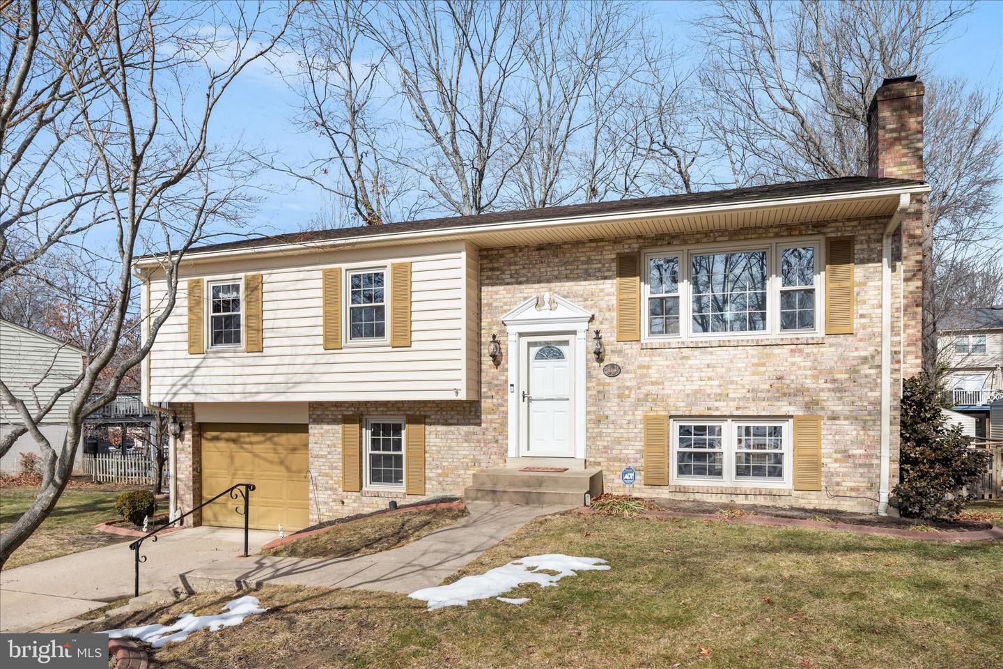 2912 WOODBURN CT, WOODBRIDGE, Virginia 22192, 4 Bedrooms Bedrooms, ,3 BathroomsBathrooms,Residential,For sale,2912 WOODBURN CT,VAPW2112676 MLS # VAPW2112676