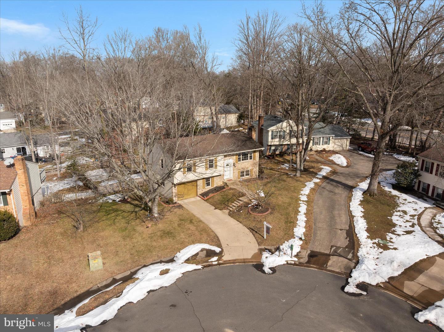 2912 WOODBURN CT, WOODBRIDGE, Virginia 22192, 4 Bedrooms Bedrooms, ,3 BathroomsBathrooms,Residential,For sale,2912 WOODBURN CT,VAPW2112676 MLS # VAPW2112676