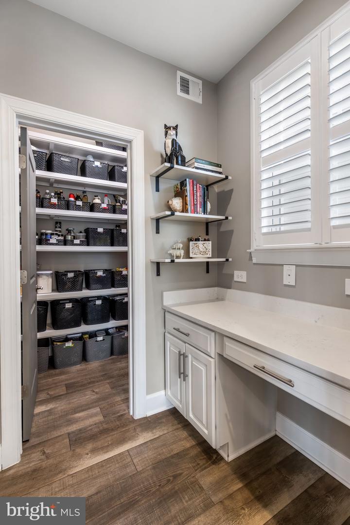 403 SMOKEBUSH DR, STAFFORD, Virginia 22554, 6 Bedrooms Bedrooms, ,6 BathroomsBathrooms,Residential,For sale,403 SMOKEBUSH DR,VAST2046242 MLS # VAST2046242