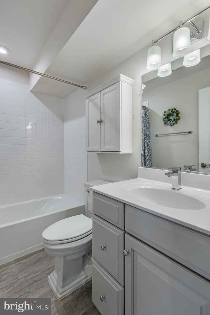 403 SMOKEBUSH DR, STAFFORD, Virginia 22554, 6 Bedrooms Bedrooms, ,6 BathroomsBathrooms,Residential,For sale,403 SMOKEBUSH DR,VAST2046242 MLS # VAST2046242