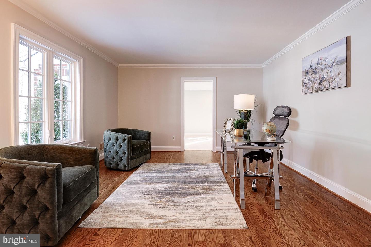 8017 ILIFF DR, DUNN LORING, Virginia 22027, 4 Bedrooms Bedrooms, ,3 BathroomsBathrooms,Residential,For sale,8017 ILIFF DR,VAFX2291542 MLS # VAFX2291542