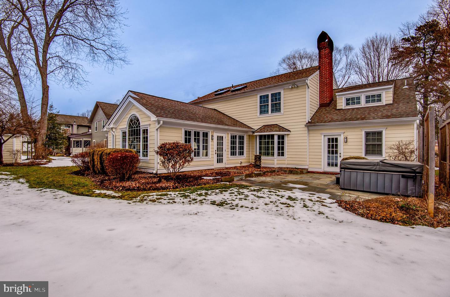 8017 ILIFF DR, DUNN LORING, Virginia 22027, 4 Bedrooms Bedrooms, ,3 BathroomsBathrooms,Residential,For sale,8017 ILIFF DR,VAFX2291542 MLS # VAFX2291542