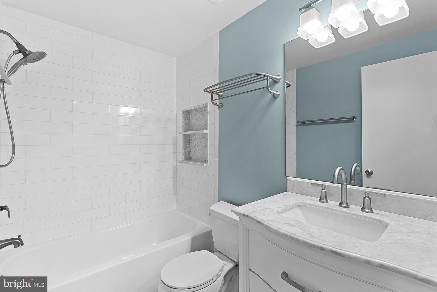 1 MARIAN CT, STERLING, Virginia 20165, 3 Bedrooms Bedrooms, ,2 BathroomsBathrooms,Residential,For sale,1 MARIAN CT,VALO2116136 MLS # VALO2116136