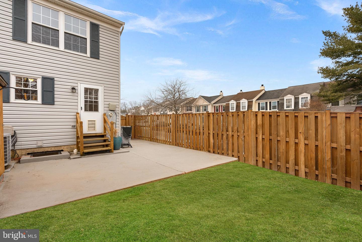 1 MARIAN CT, STERLING, Virginia 20165, 3 Bedrooms Bedrooms, ,2 BathroomsBathrooms,Residential,For sale,1 MARIAN CT,VALO2116136 MLS # VALO2116136