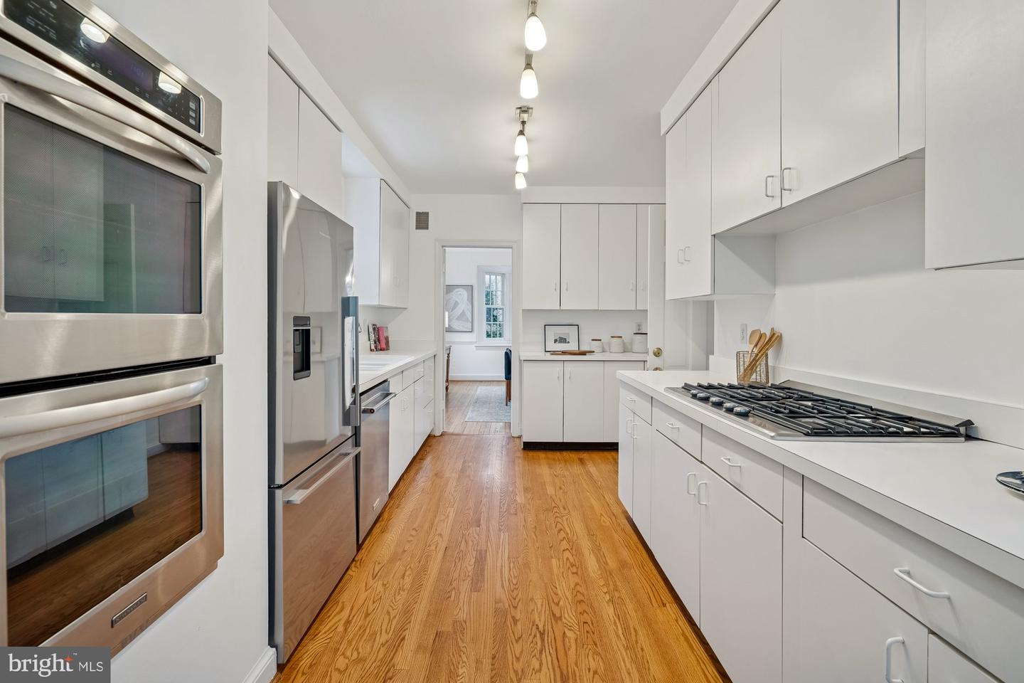 2608 NORTHAMPTON ST NW, WASHINGTON, District Of Columbia 20015, 5 Bedrooms Bedrooms, ,3 BathroomsBathrooms,Residential,For sale,2608 NORTHAMPTON ST NW,DCDC2246654 MLS # DCDC2246654