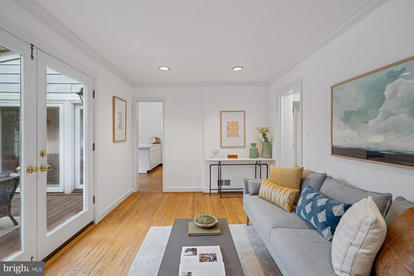 2608 NORTHAMPTON ST NW, WASHINGTON, District Of Columbia 20015, 5 Bedrooms Bedrooms, ,3 BathroomsBathrooms,Residential,For sale,2608 NORTHAMPTON ST NW,DCDC2246654 MLS # DCDC2246654