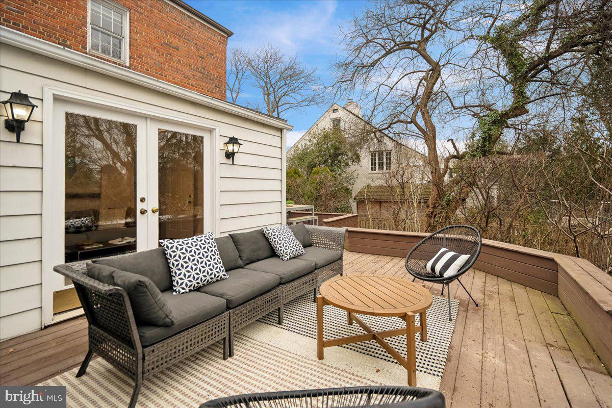 2608 NORTHAMPTON ST NW, WASHINGTON, District Of Columbia 20015, 5 Bedrooms Bedrooms, ,3 BathroomsBathrooms,Residential,For sale,2608 NORTHAMPTON ST NW,DCDC2246654 MLS # DCDC2246654