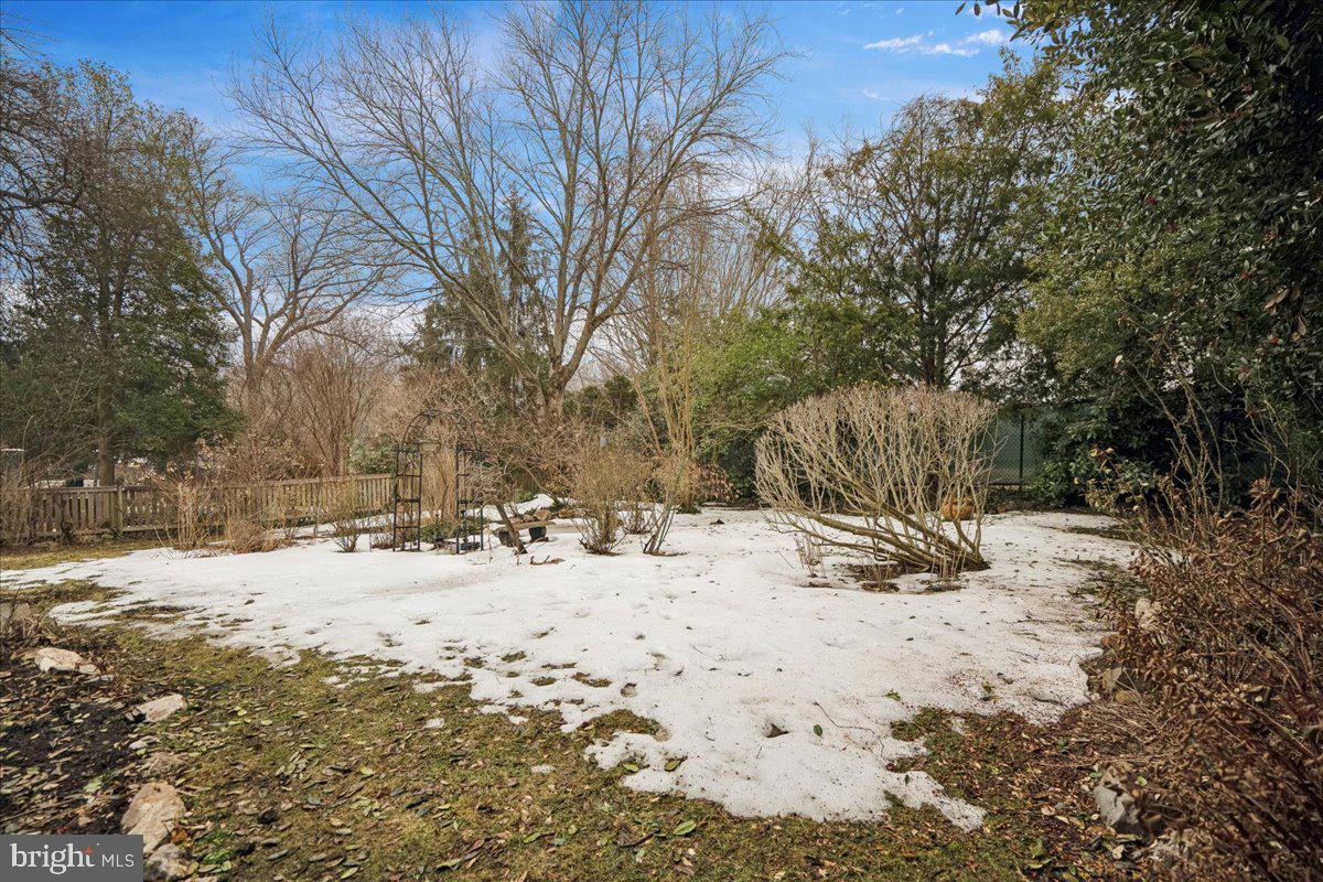 2608 NORTHAMPTON ST NW, WASHINGTON, District Of Columbia 20015, 5 Bedrooms Bedrooms, ,3 BathroomsBathrooms,Residential,For sale,2608 NORTHAMPTON ST NW,DCDC2246654 MLS # DCDC2246654