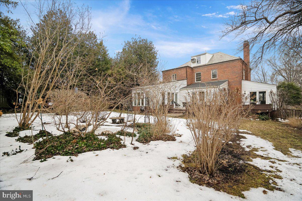 2608 NORTHAMPTON ST NW, WASHINGTON, District Of Columbia 20015, 5 Bedrooms Bedrooms, ,3 BathroomsBathrooms,Residential,For sale,2608 NORTHAMPTON ST NW,DCDC2246654 MLS # DCDC2246654