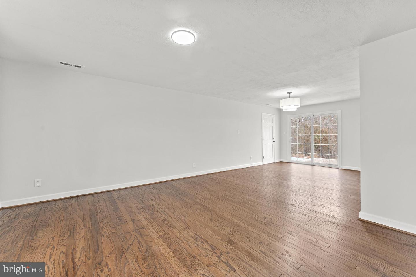 10316 MEADOWS RD, LOCUST GROVE, Virginia 22508, 3 Bedrooms Bedrooms, ,2 BathroomsBathrooms,Residential,For sale,10316 MEADOWS RD,VAOR2013332 MLS # VAOR2013332