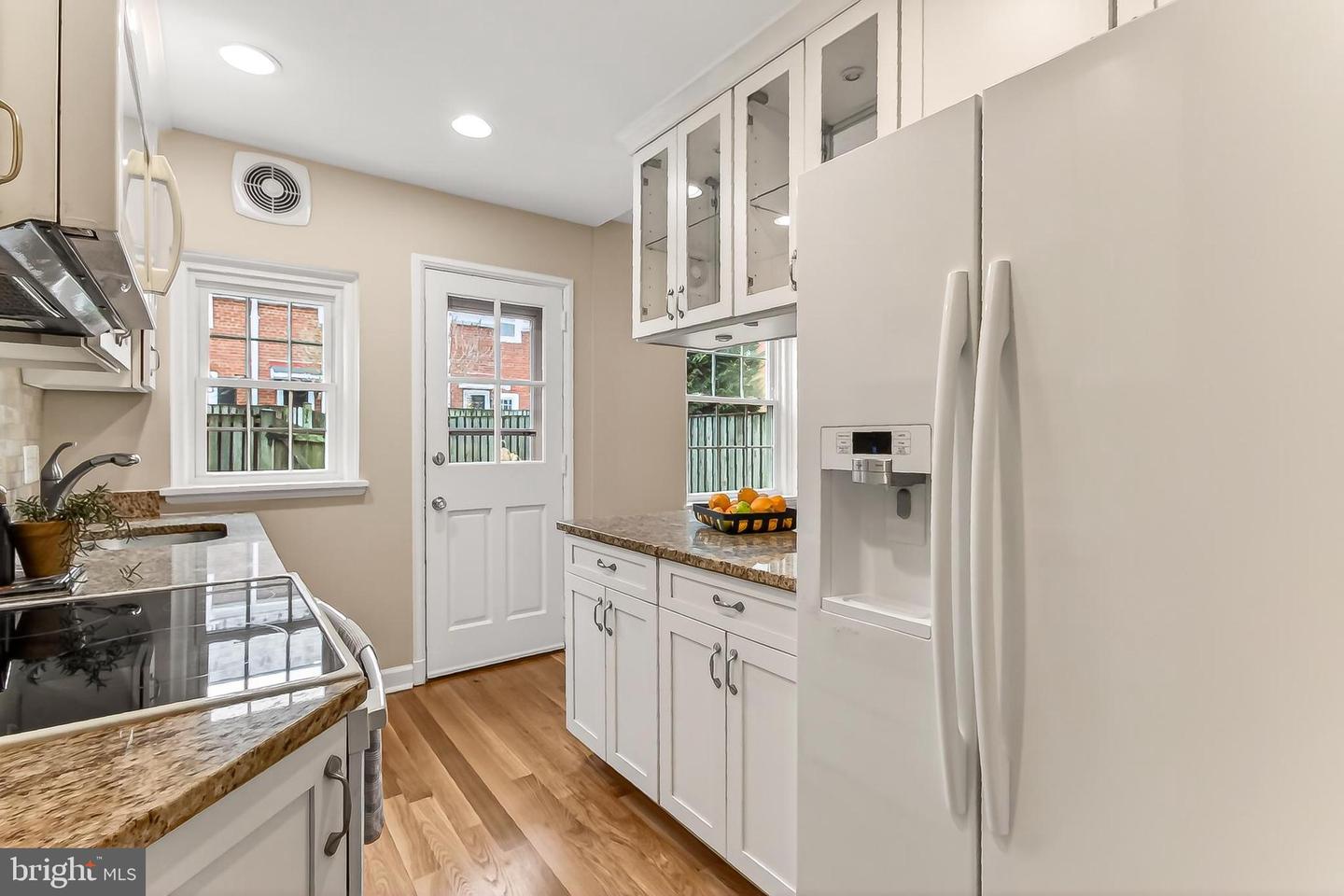 3523 S STAFFORD ST S #B, ARLINGTON, Virginia 22206, 2 Bedrooms Bedrooms, ,2 BathroomsBathrooms,Residential,For sale,3523 S STAFFORD ST S #B,VAAR2069032 MLS # VAAR2069032 3523 S STAFFORD ST S #B, ARLINGTON, Virginia 22206, 2 Bedrooms Bedrooms, ,2 BathroomsBathrooms,Residential,For sale,3523 S STAFFORD ST S #B,VAAR2069032 MLS # VAAR2069032
