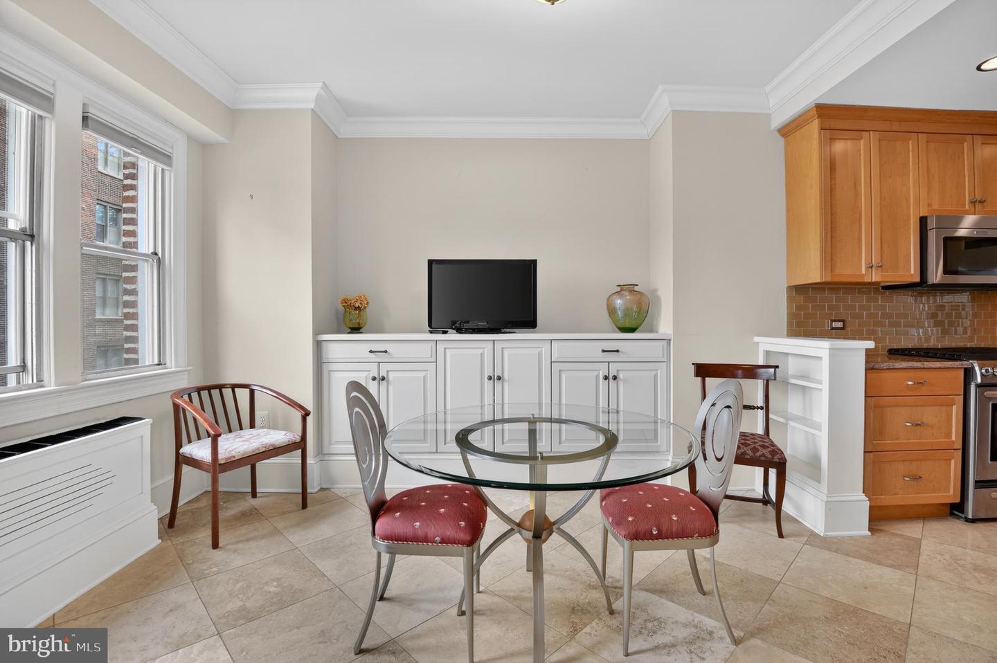 4000 CATHEDRAL AVE NW #216B, WASHINGTON, District Of Columbia 20016, 1 Bedroom Bedrooms, ,1 BathroomBathrooms,Residential,For sale,4000 CATHEDRAL AVE NW #216B,DCDC2246696 MLS # DCDC2246696