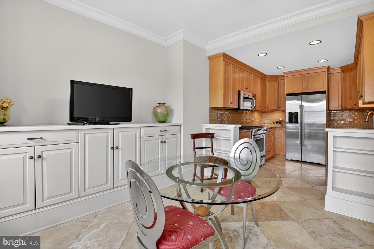 4000 CATHEDRAL AVE NW #216B, WASHINGTON, District Of Columbia 20016, 1 Bedroom Bedrooms, ,1 BathroomBathrooms,Residential,For sale,4000 CATHEDRAL AVE NW #216B,DCDC2246696 MLS # DCDC2246696