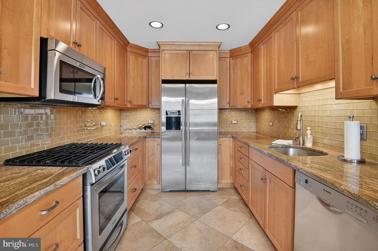 4000 CATHEDRAL AVE NW #216B, WASHINGTON, District Of Columbia 20016, 1 Bedroom Bedrooms, ,1 BathroomBathrooms,Residential,For sale,4000 CATHEDRAL AVE NW #216B,DCDC2246696 MLS # DCDC2246696