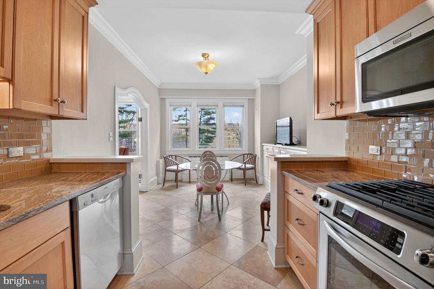 4000 CATHEDRAL AVE NW #216B, WASHINGTON, District Of Columbia 20016, 1 Bedroom Bedrooms, ,1 BathroomBathrooms,Residential,For sale,4000 CATHEDRAL AVE NW #216B,DCDC2246696 MLS # DCDC2246696
